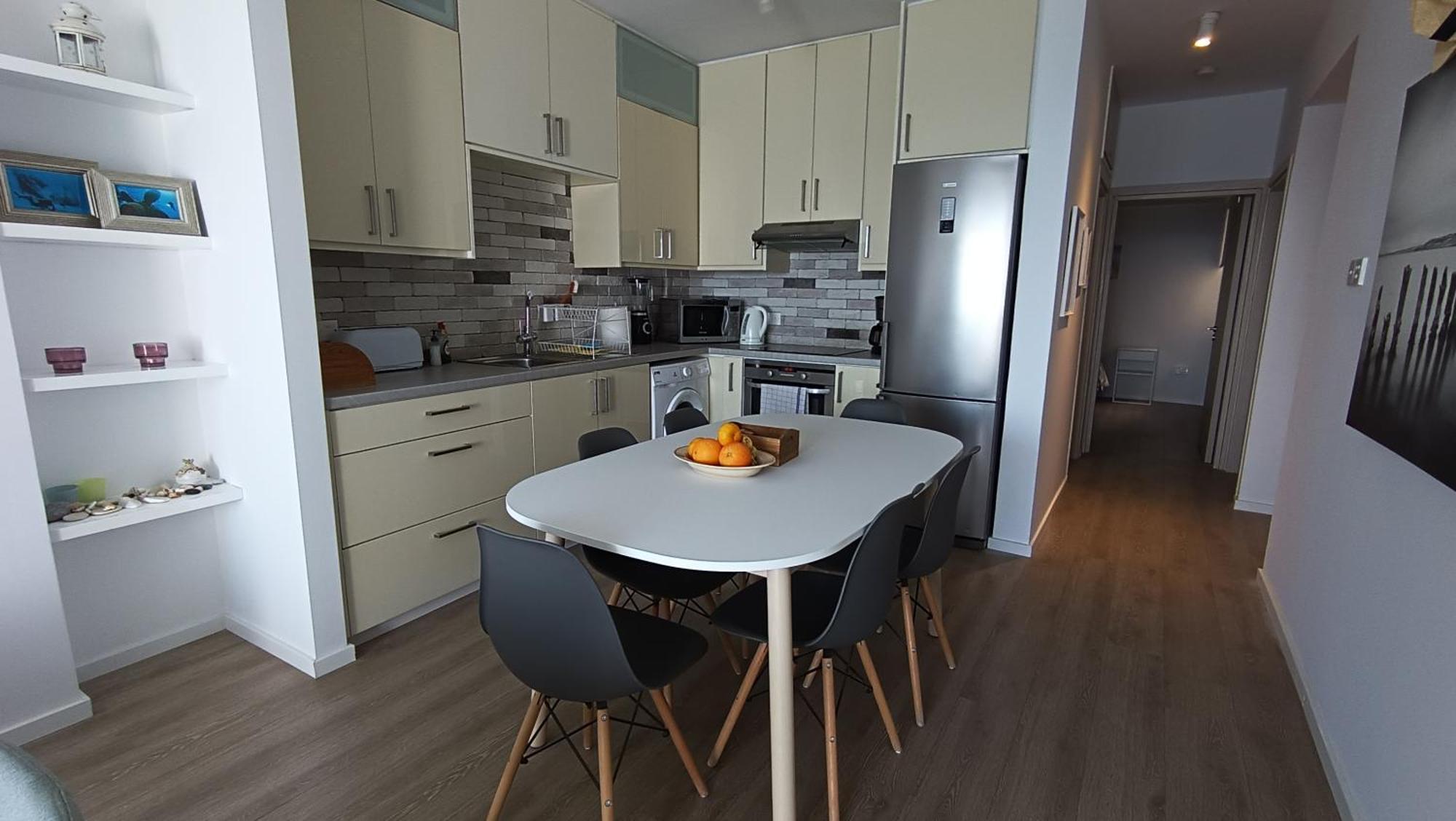 Sunorama Waterfront Apartment 라르나카 외부 사진